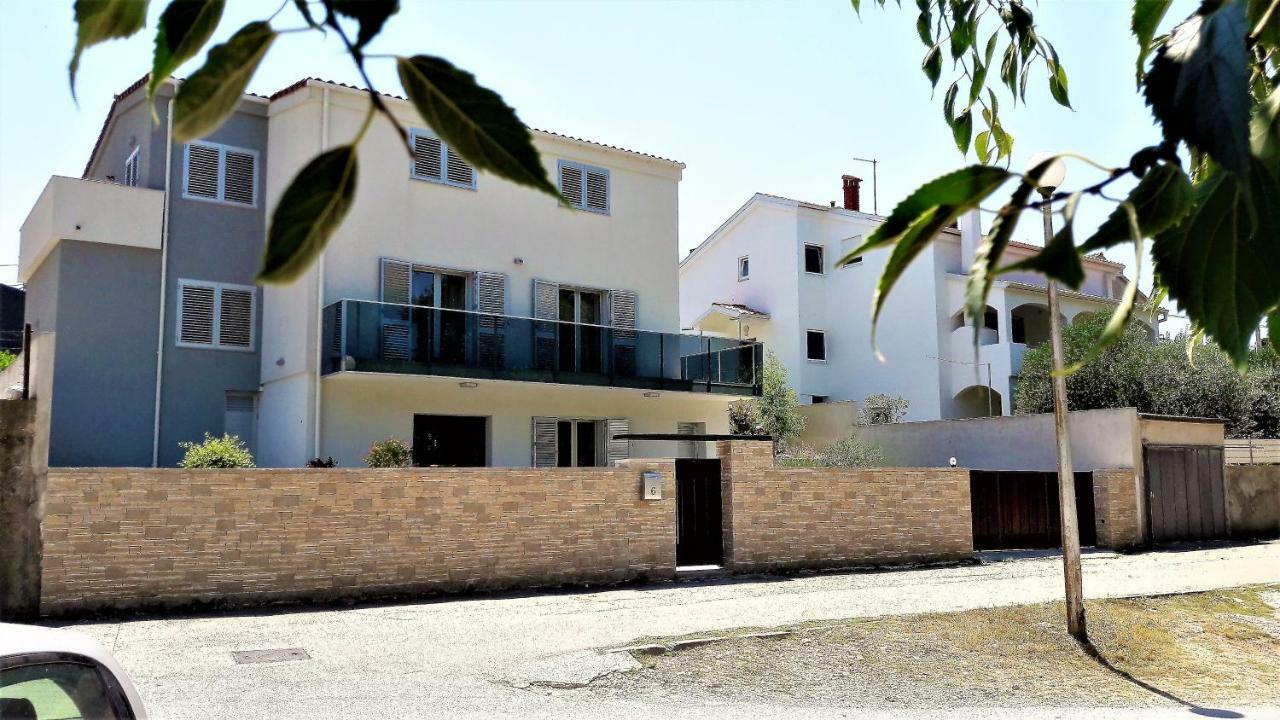 Apartments Ena Zára Kültér fotó