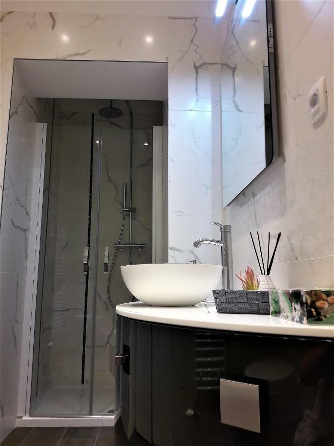 Apartments Ena Zára Kültér fotó