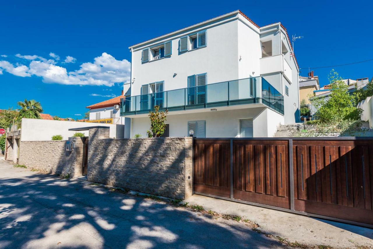 Apartments Ena Zára Kültér fotó