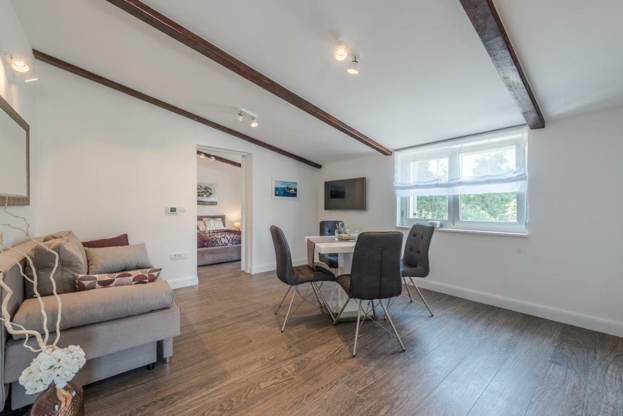 Apartments Ena Zára Kültér fotó